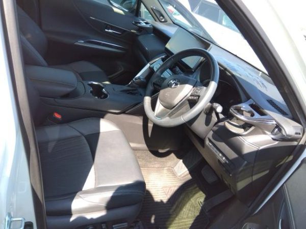 TOYOTA HARRIER PEARL - Image 11